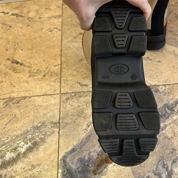 Goldbergh gold and black snow boots - Picture 4 of 9